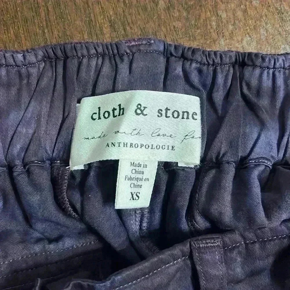 Cloth & Stone Anthropologie Chambray Tie-Dye Cargo Jogger Pants, Purple - Picture 9 of 10